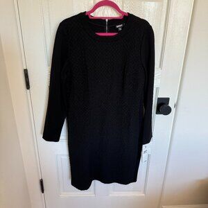 DKNY LONG SLEEVED BLACK DRESS